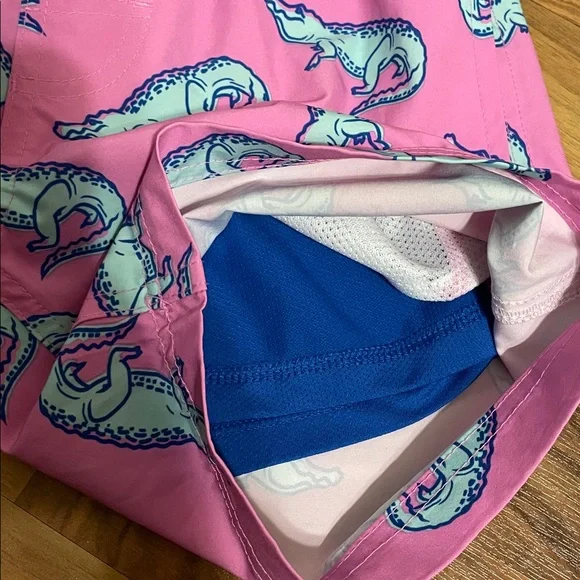 Boys size 8 swimming trunks with boxer liners - Picture 3 of 6